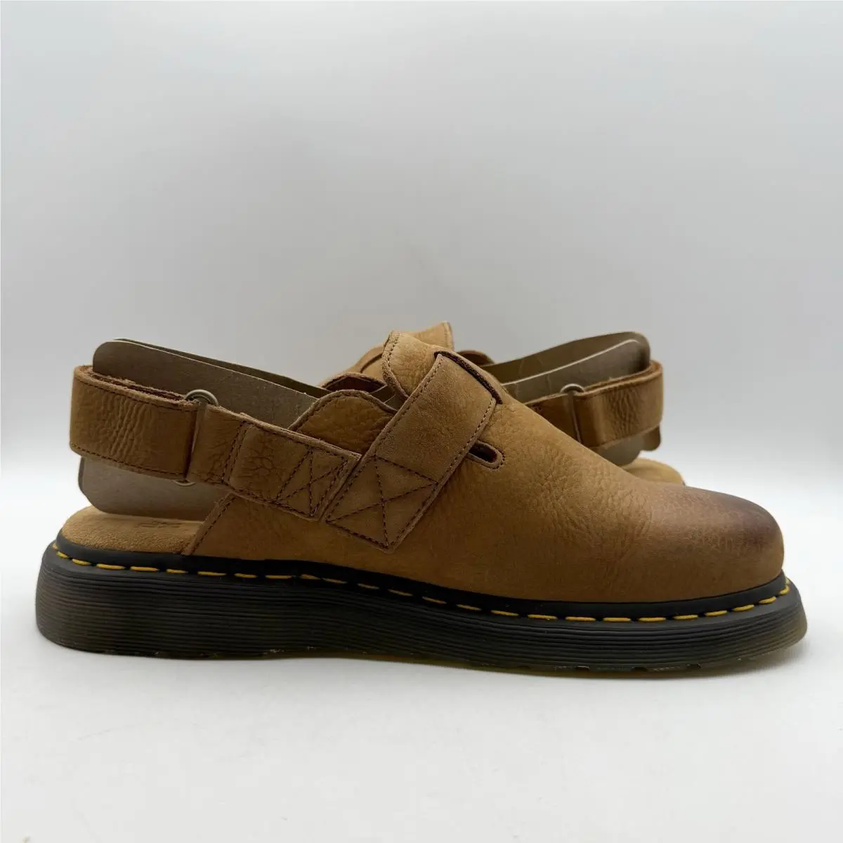Dr. Martens shoes - Brown (UPC: 190665705010) 2