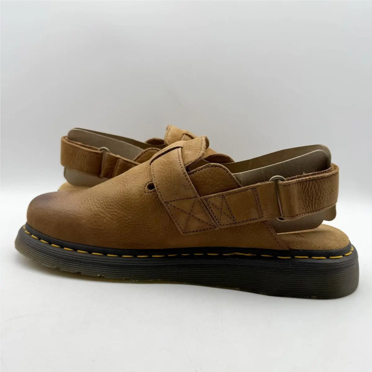 Dr. Martens shoes - Brown (UPC: 190665705010) 5