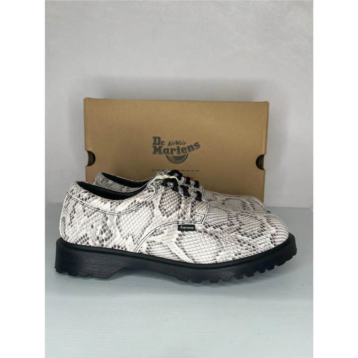 Dr. Martens Postal Supreme Men`s 10.5 Gray Snake Print Lug Sole Shoes