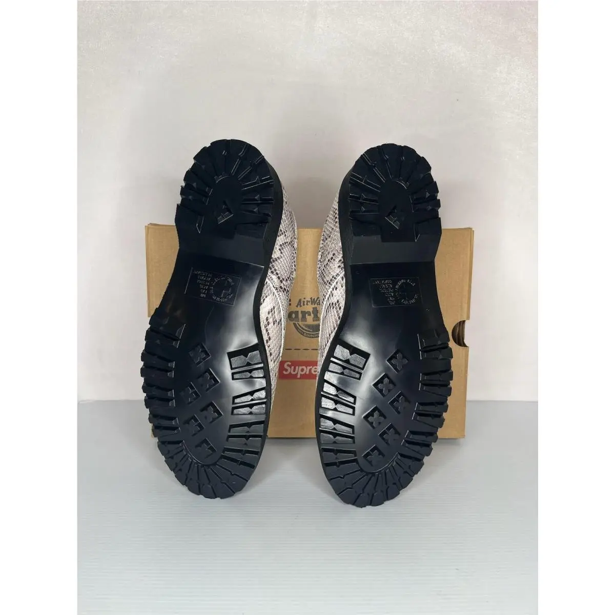 Dr. Martens shoes - Dr. Martens Postal Supreme - Martens Postal Supreme - Gray 5