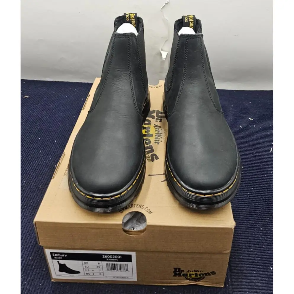Dr Martens 26002001 Embury Leather Casual Chelsea Boots Size Men`s 7 Women`s 8