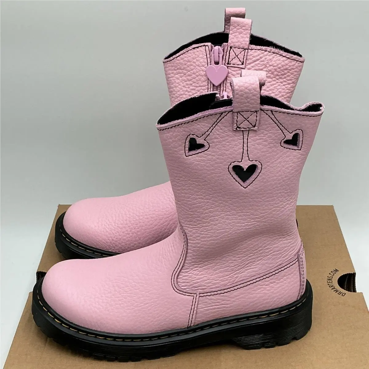 Dr. Martens shoes - Dr. Martens Bex Heart P-O 31948148 - 31948148 - Pink (UPC: 190665687200) 2