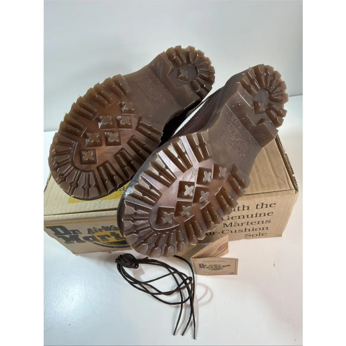 Dr. Martens shoes - AW 004 - Brown 9