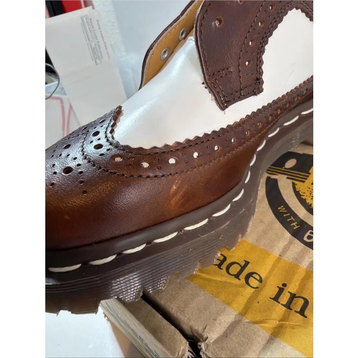 Dr. Martens shoes - AW 004 - Brown 8