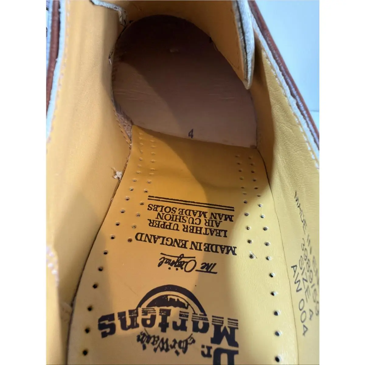 Dr. Martens shoes - AW 004 - Brown 15