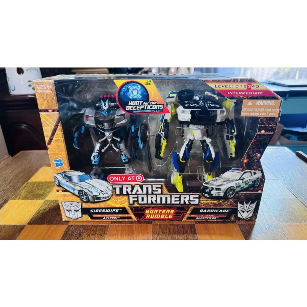 Sideswipe vs Barricade Transformers Hunt For The Decepticons Hasbro Rare