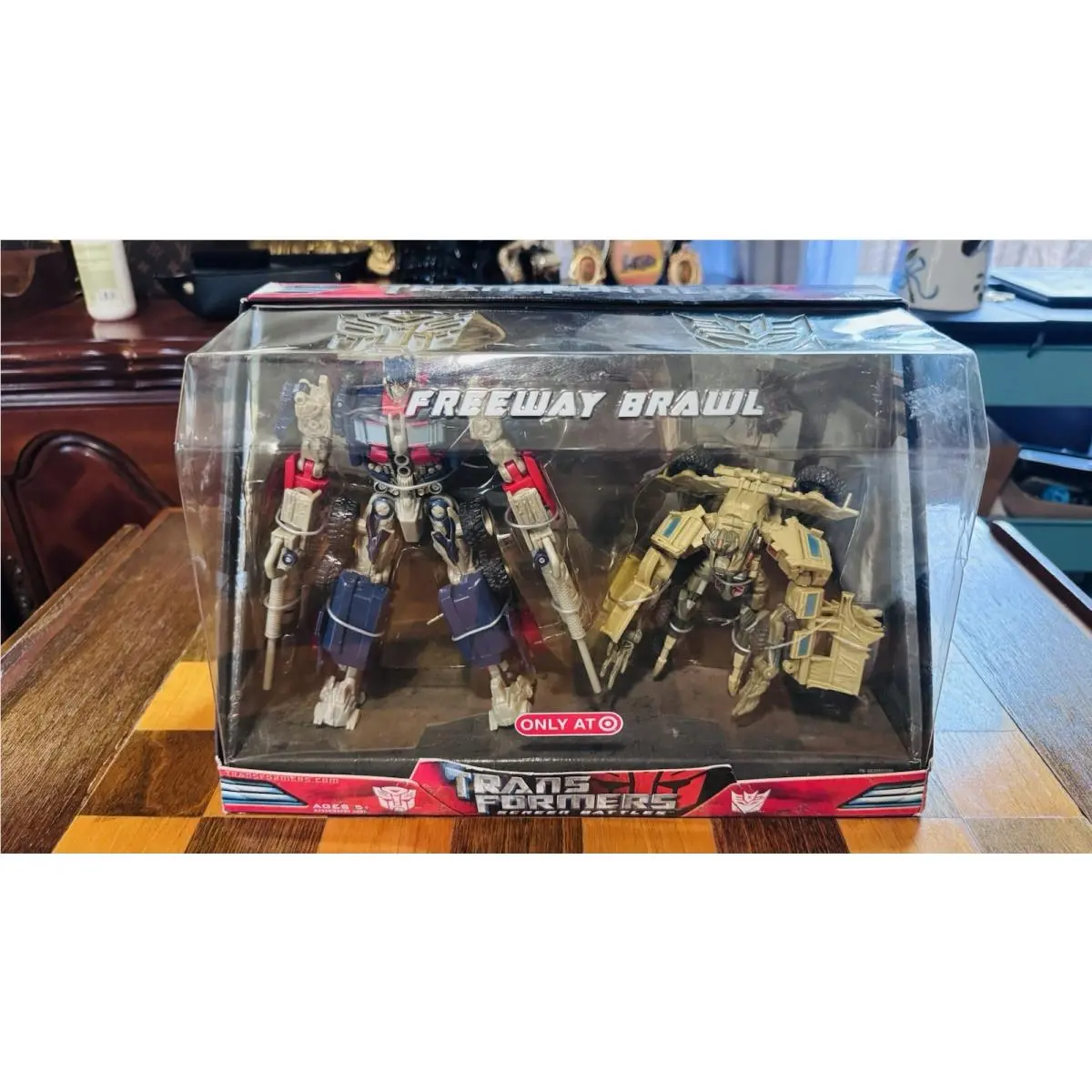 Transformers 2007 Movie Target Freeway Brawl Optimus Prime vs Bonecrusher Misb