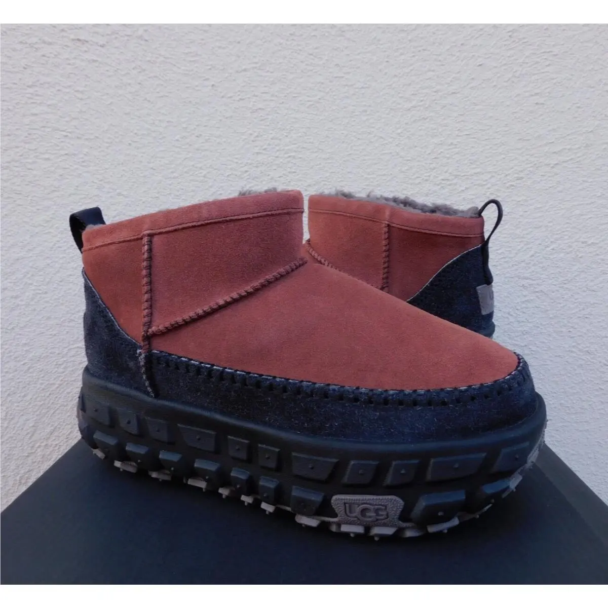 Ugg All Gender Venture Daze Ultra Mini Platform Boots Men US 7/ Women 8