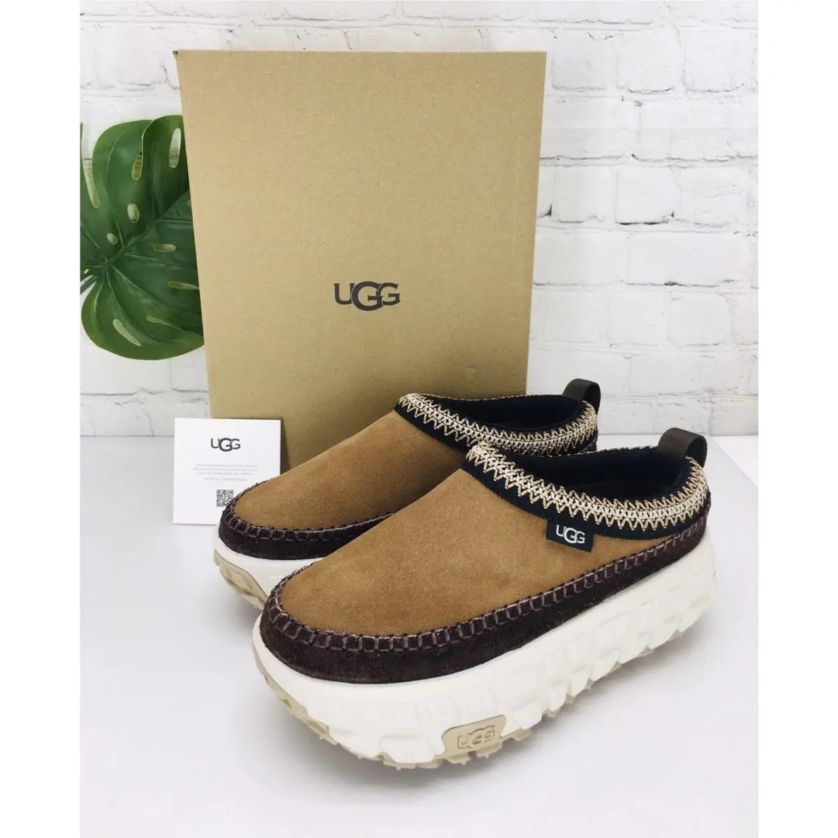 Ugg Venture Daze Suede Platform Slip On Sneaker Shoes Womens US 9 Mens US 8