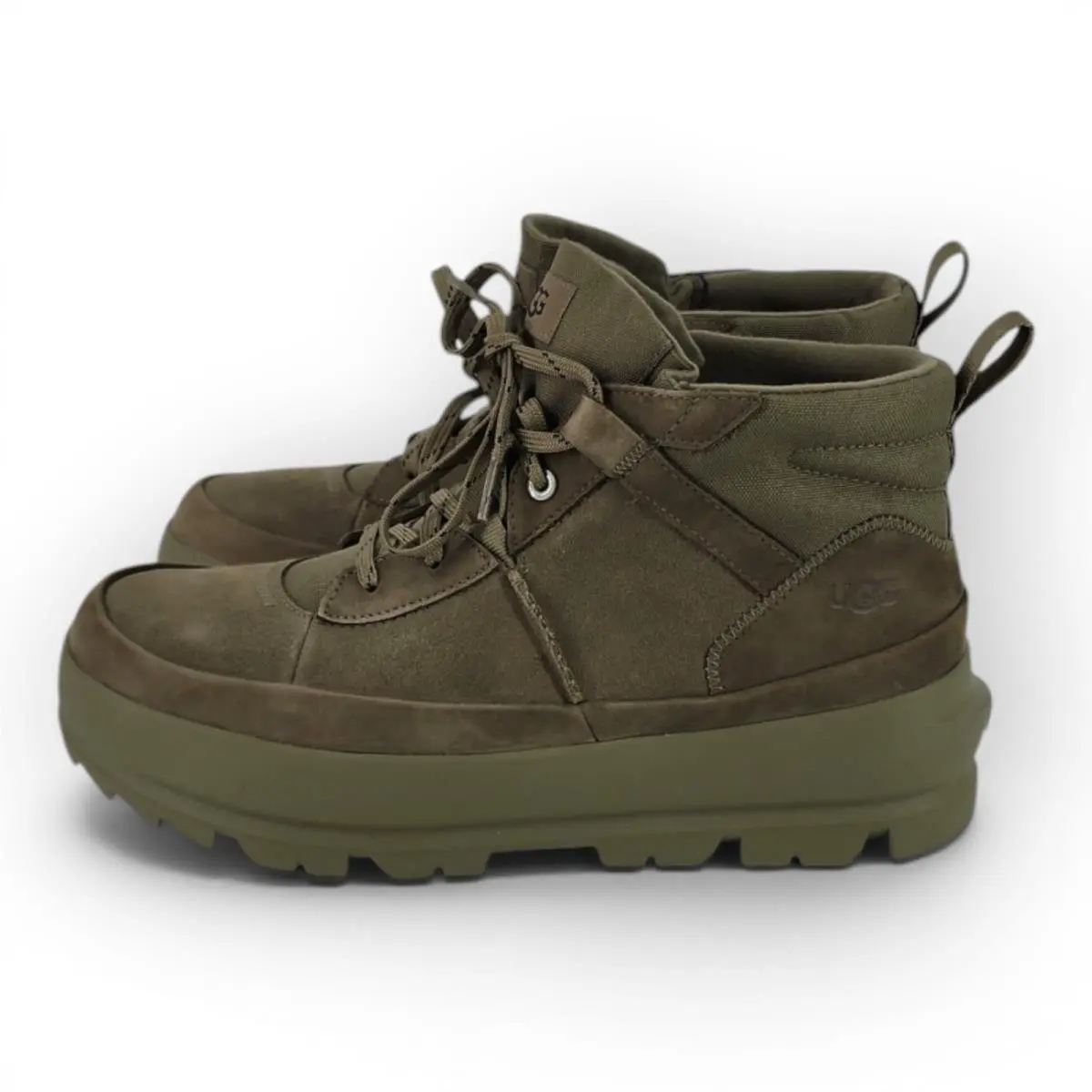 UGG shoes - The Ugg Lug - The Lug - As in Pic 0