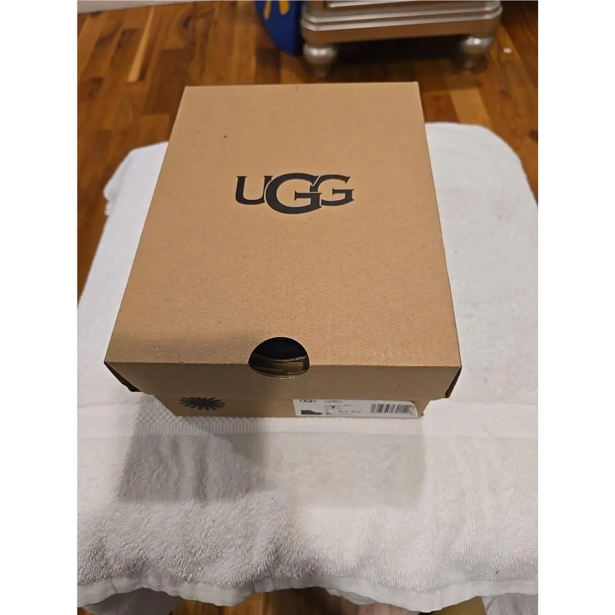Ugg Kids Neumel II Leather Kids 7 Boots