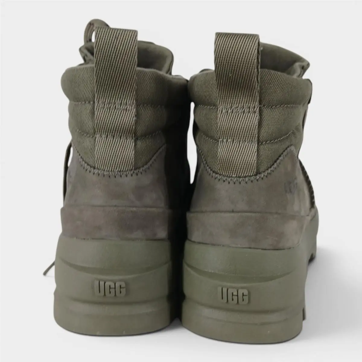 UGG shoes - The Ugg Lug - The Lug - As in Pic 1