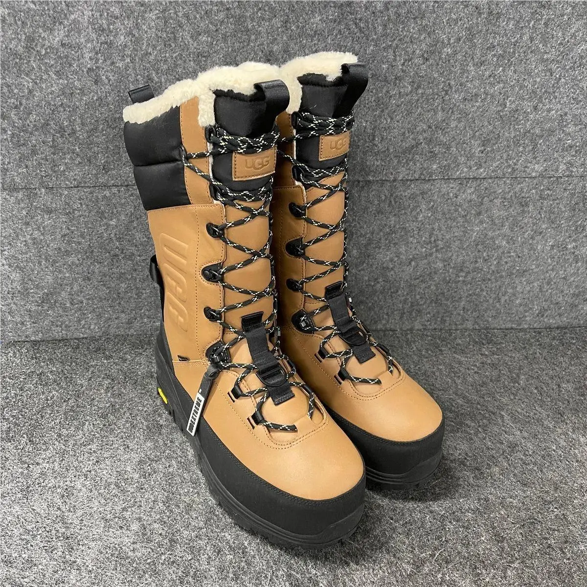 Ugg All Gender Shasta Tall Winter Boot Unisex Size US M11/W12 Chestnut