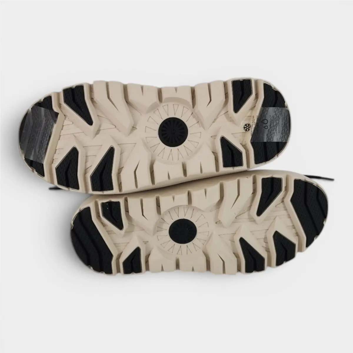UGG shoes - Neumel High Weather Hybrid - Neumel High Weather Hybrid - As in Pic 3