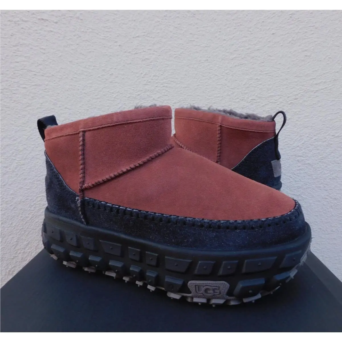 Ugg All Gender Venture Daze Ultra Mini Platform Boots Men US 11/ Women 12