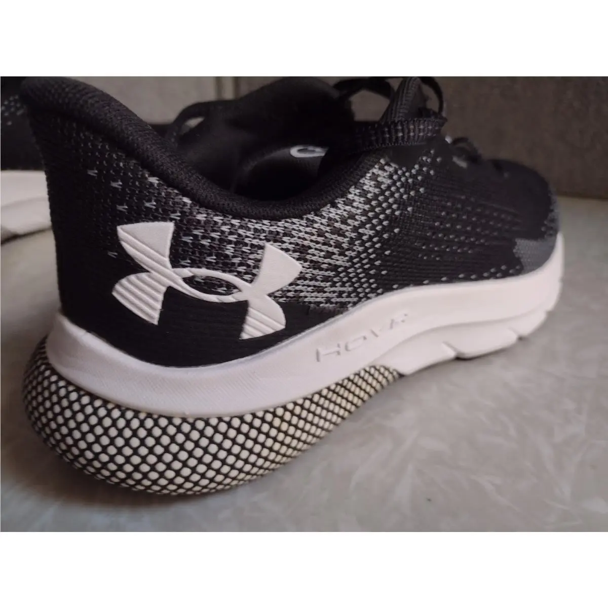 Under Armour shoes - HOVR Turbulence 2 - HOVR Turbulence - 3026525 001 - Black 4