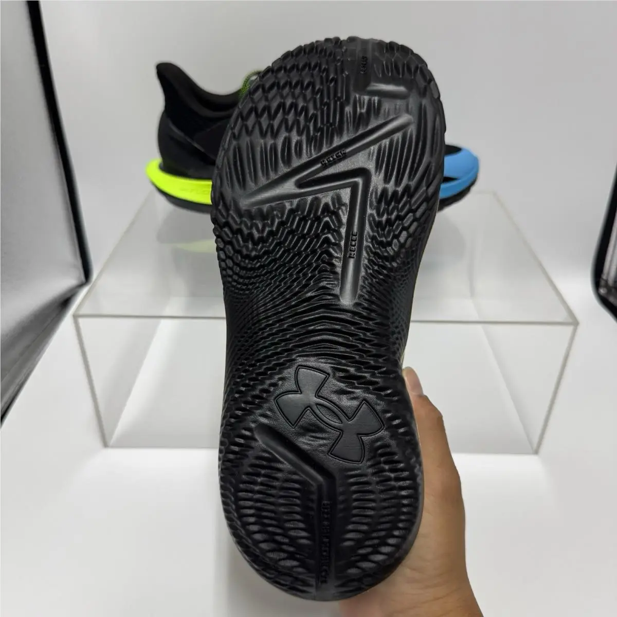 Under Armour shoes - Fox 2 - Fox - 6011189-001 - Black 5