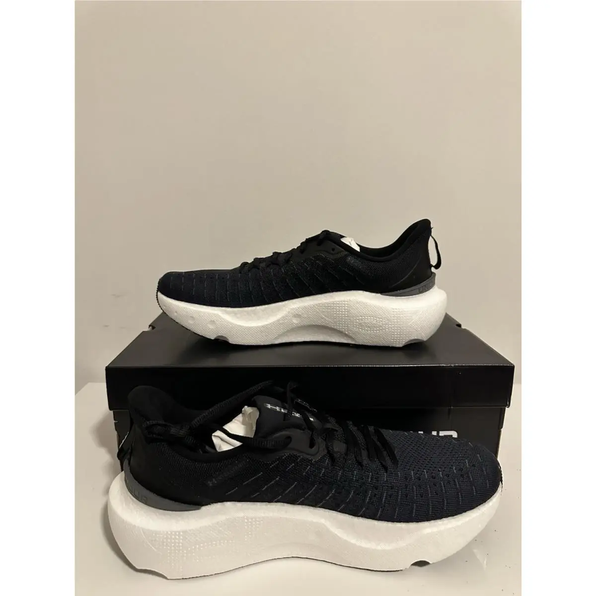 Under Armour shoes - Under Armour HOVR Infinite - HOVR Infinite - 3027189-001 - Black/Grey 1