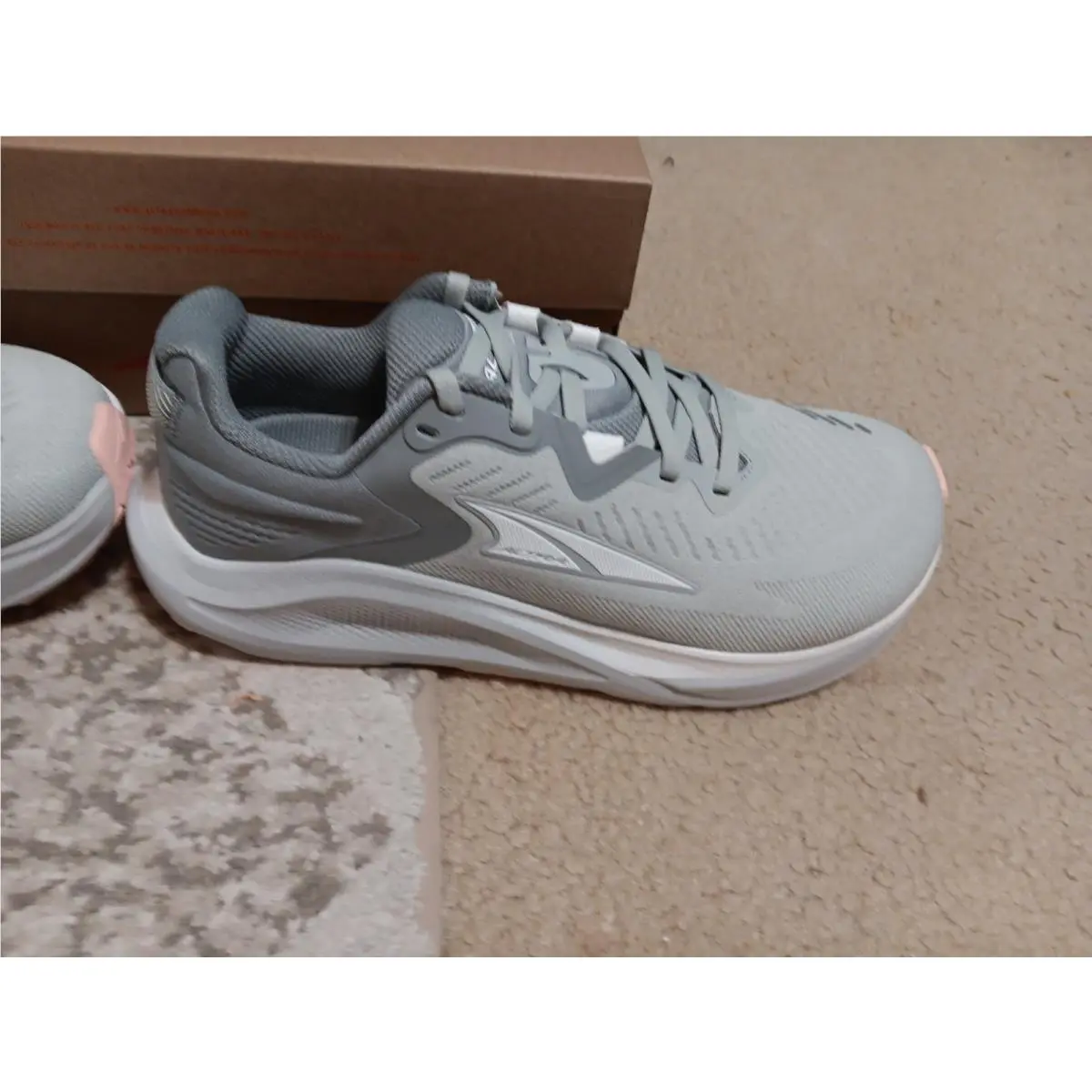 Altra shoes - Paradigm 8 Wide - Paradigm Wide - AL0A85RQ220-090 - Gray (UPC: 197804644827) 4