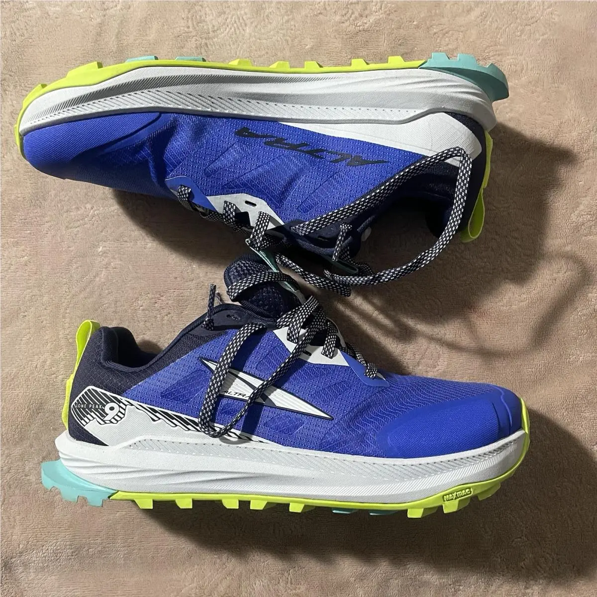 Altra Lone Peak 9 Waterproof Low Men`s Trail Shoes Size 7 Wide AL0A85PH431