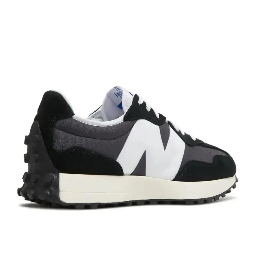New Balance shoes - New Balance 327 - Black 1