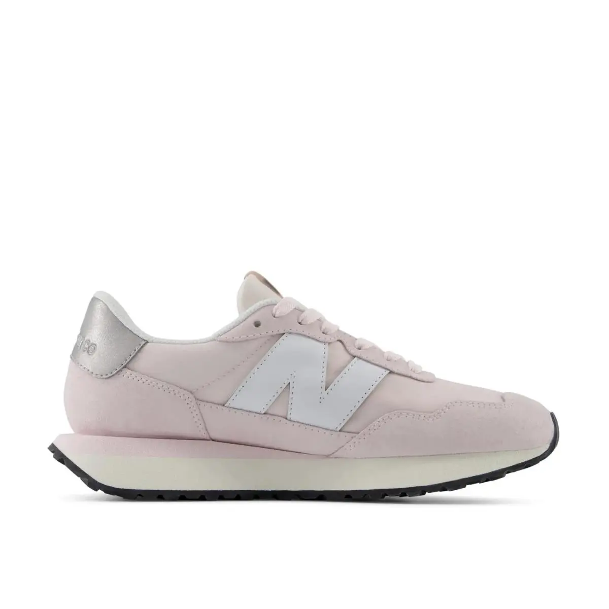 New Balance shoes - Light Pink 9