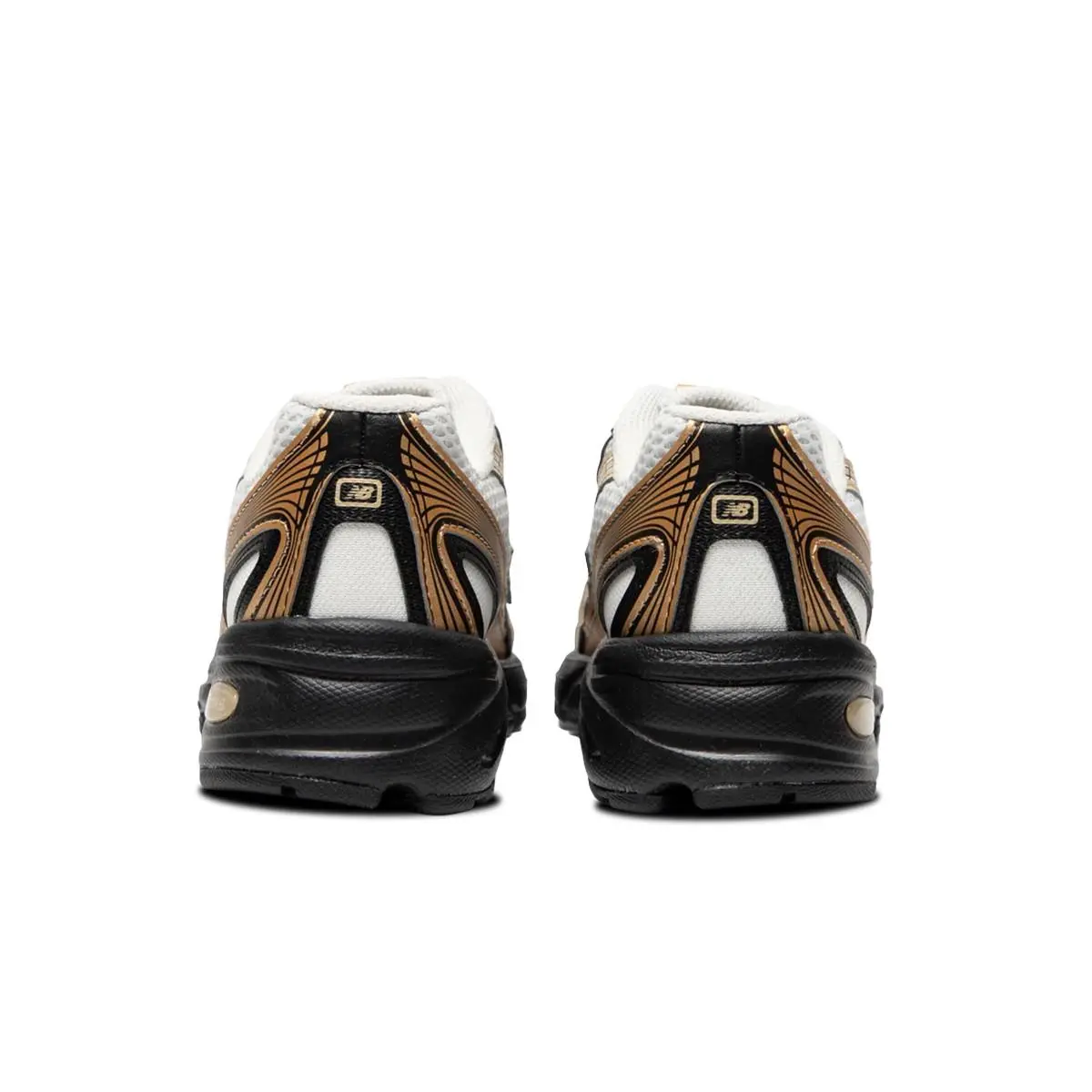New Balance shoes - Sea Salt/Black/Gold Metallic 8