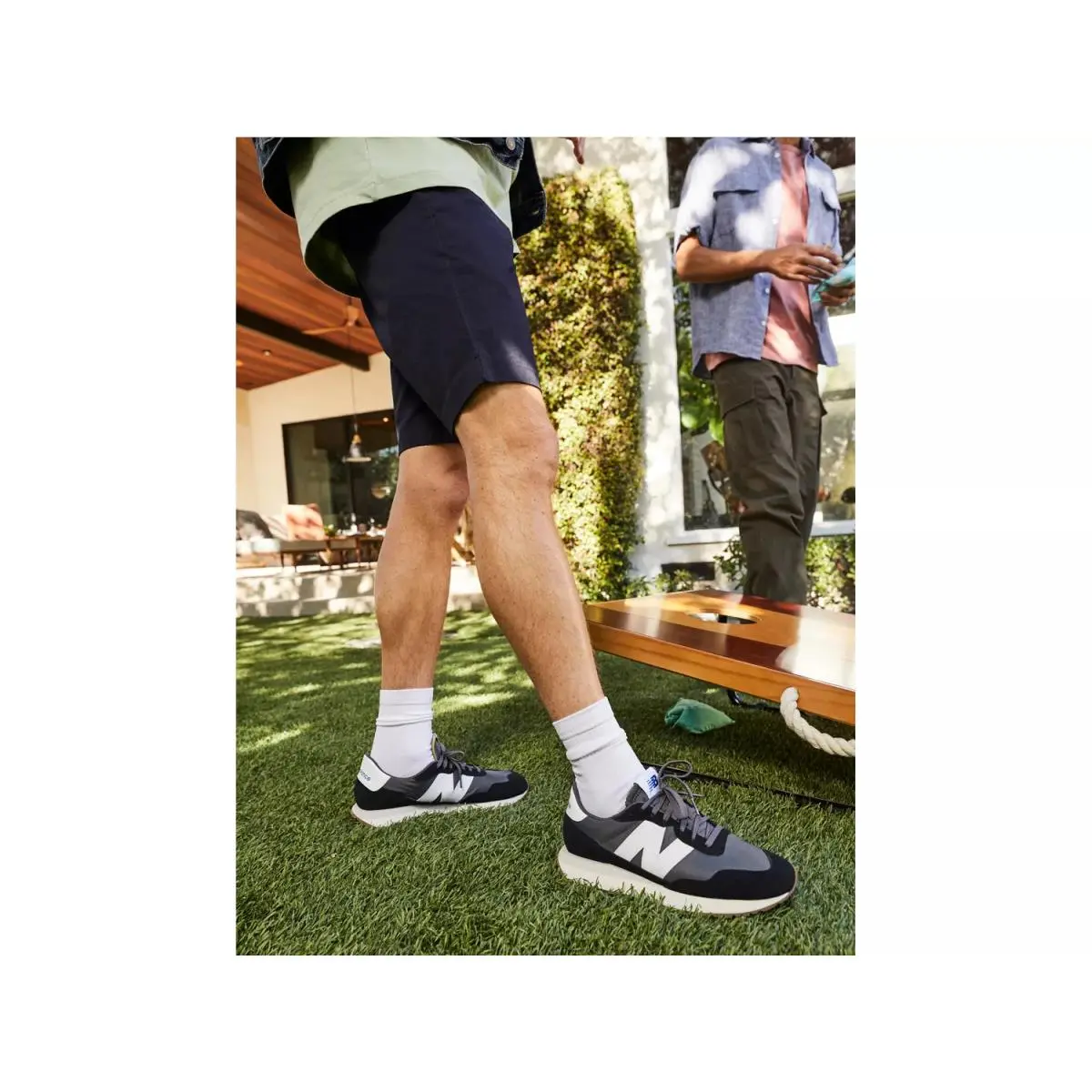 New Balance shoes - Black/White 5