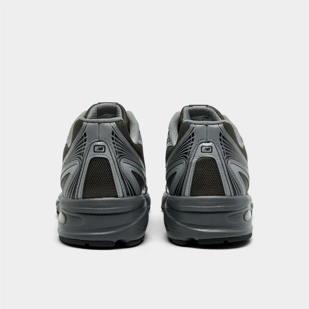 New Balance shoes - U7407YI 000 - Black Metallic/Castlerock 6