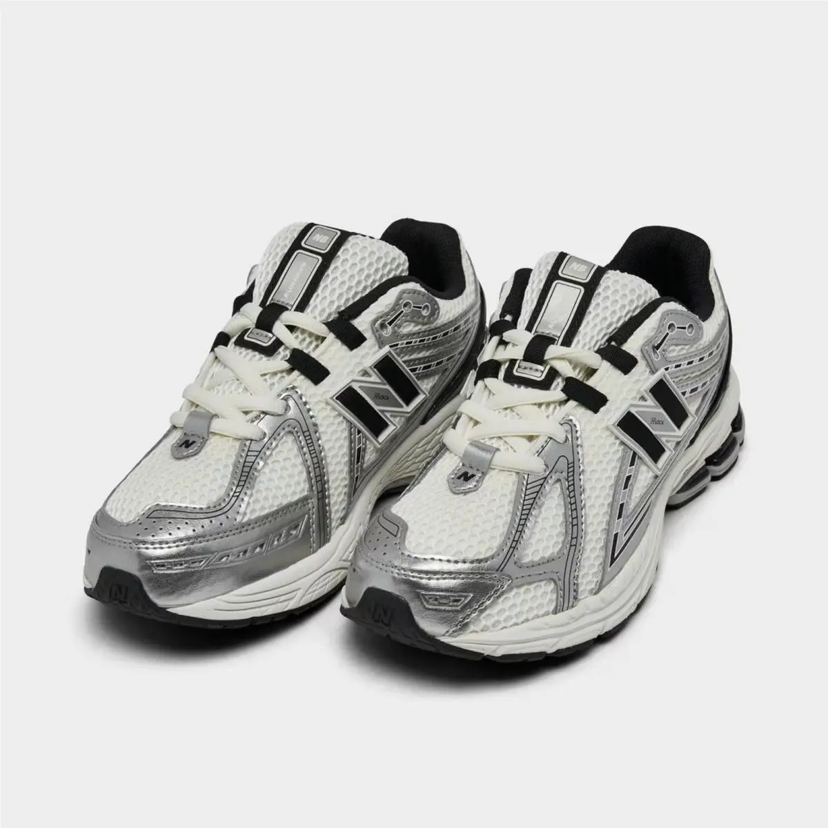 New Balance shoes - GC1906ER 901 - Silver Metallic/Black 1