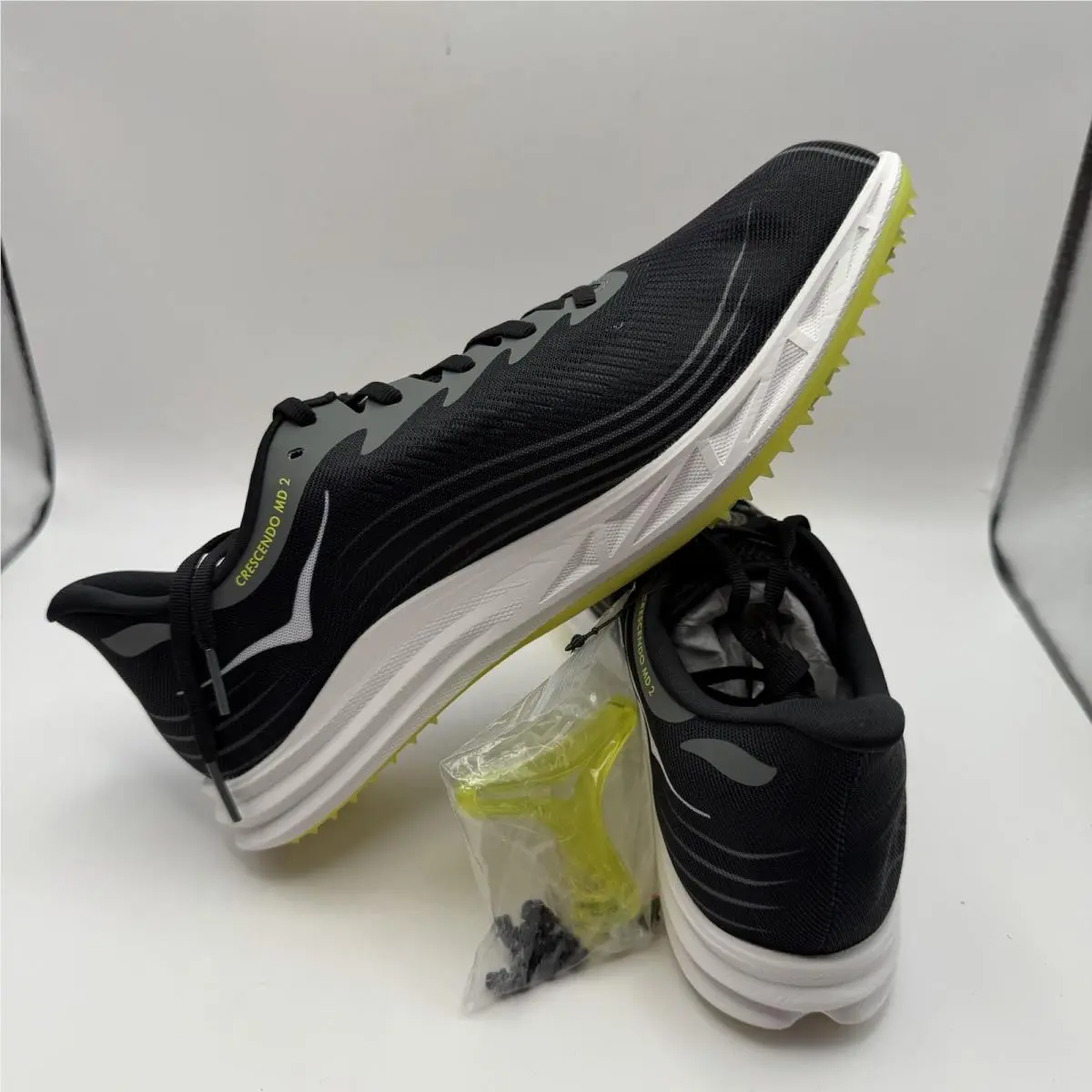 Hoka shoes - Hoka One One Crescendo MD - black / white 3
