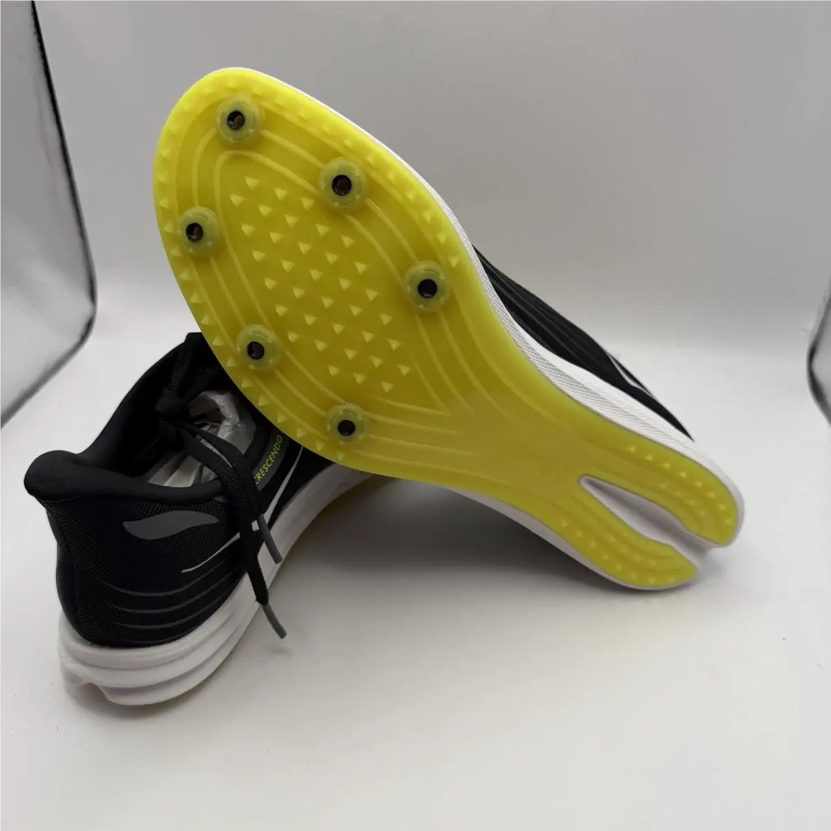 Hoka shoes - Hoka One One Crescendo MD - black / white 5