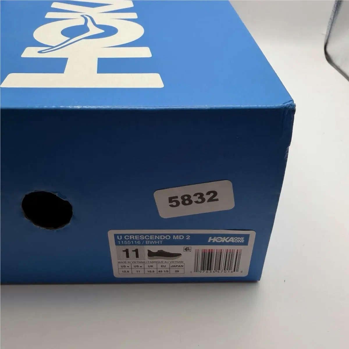 Hoka shoes - Hoka One One Crescendo MD - black / white 9