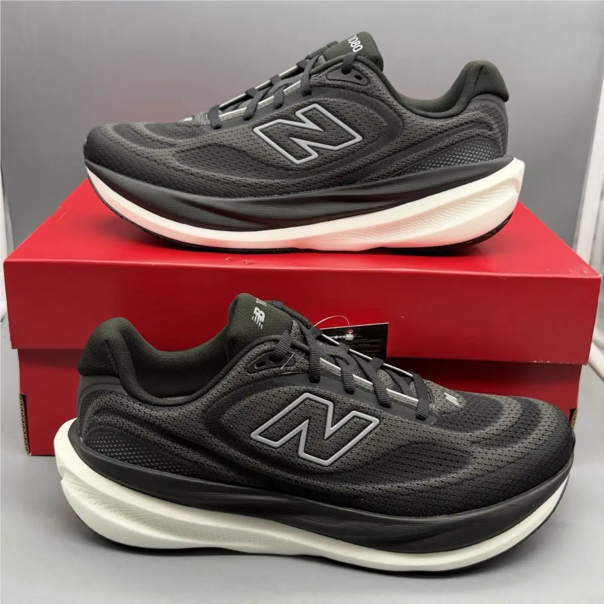 New Balance 1080 v15 Women’s 9 B Running Training Gym Shoes Black White