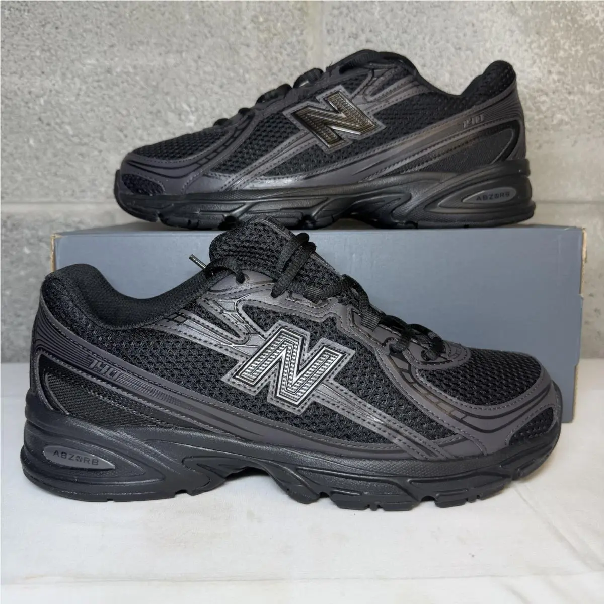 New Balance shoes - New Balance 740 - Black (UPC: 198686086217) 0