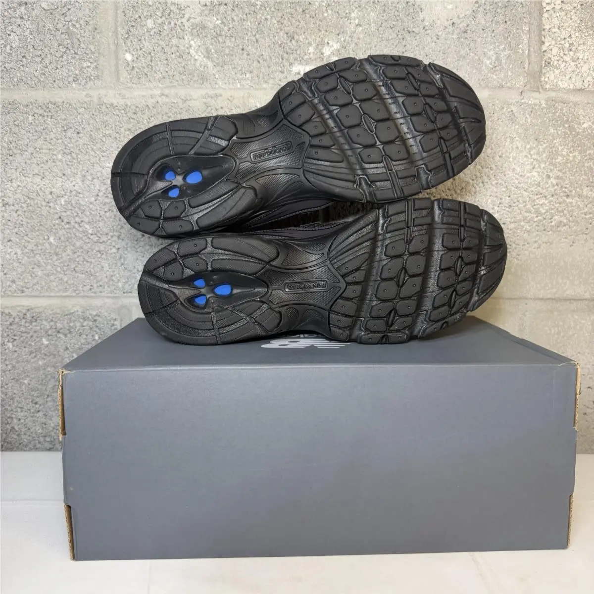 New Balance shoes - New Balance 740 - Black (UPC: 198686086217) 2