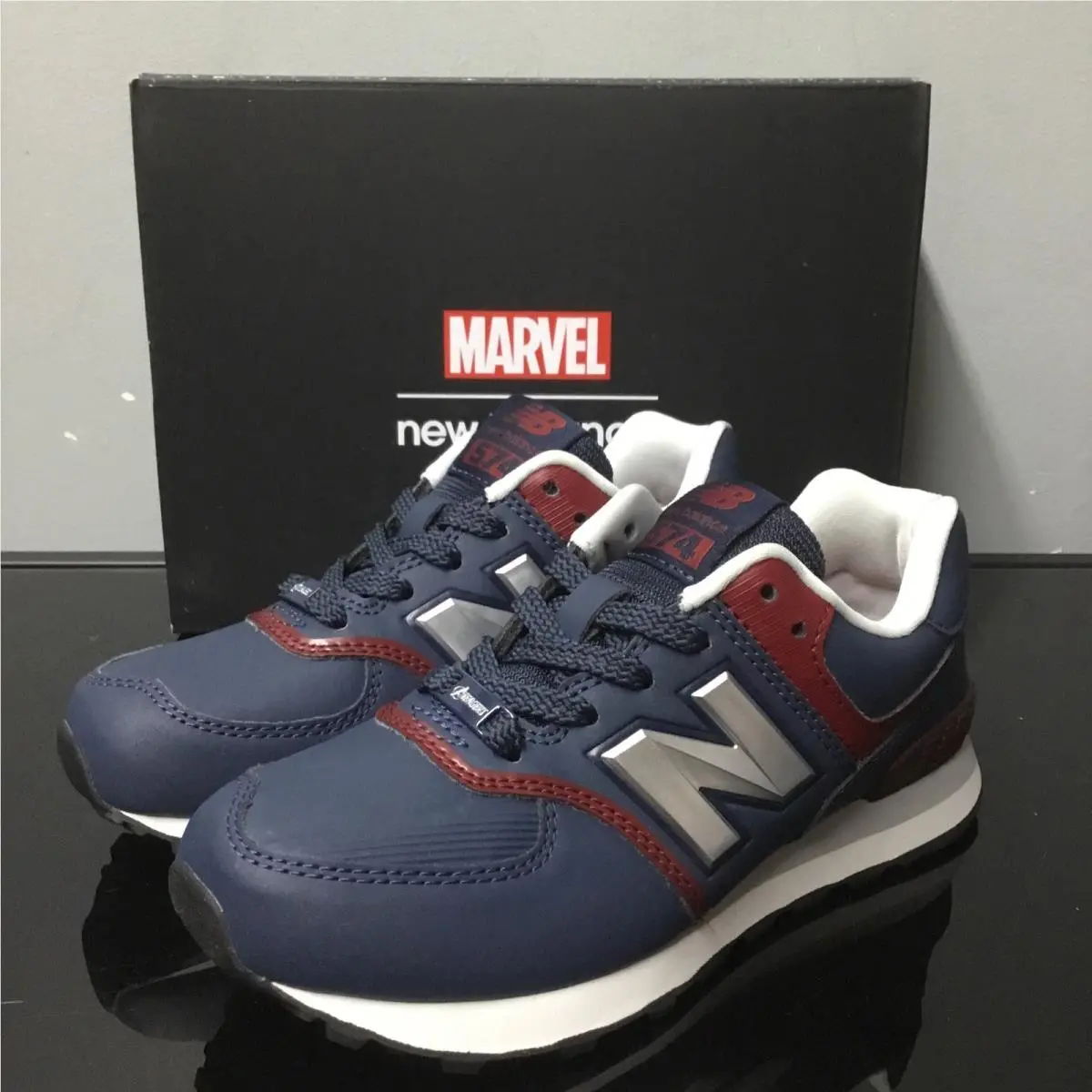 New Balance Kids 574 Size 13 Marvel Captain America PC574CA