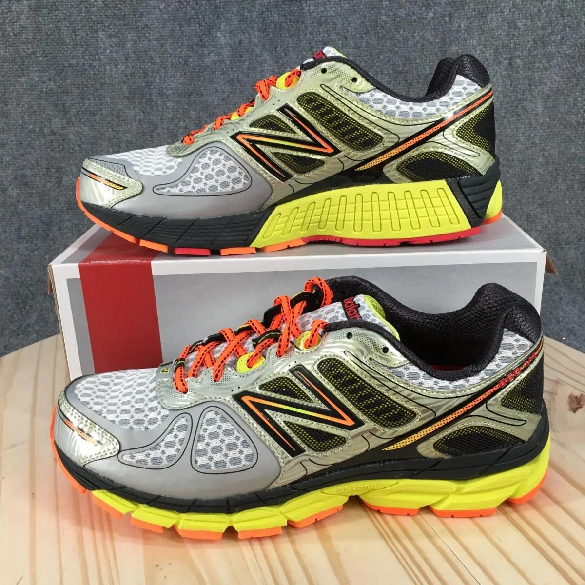 New Balance shoes - New Balance 860 - Gray 0