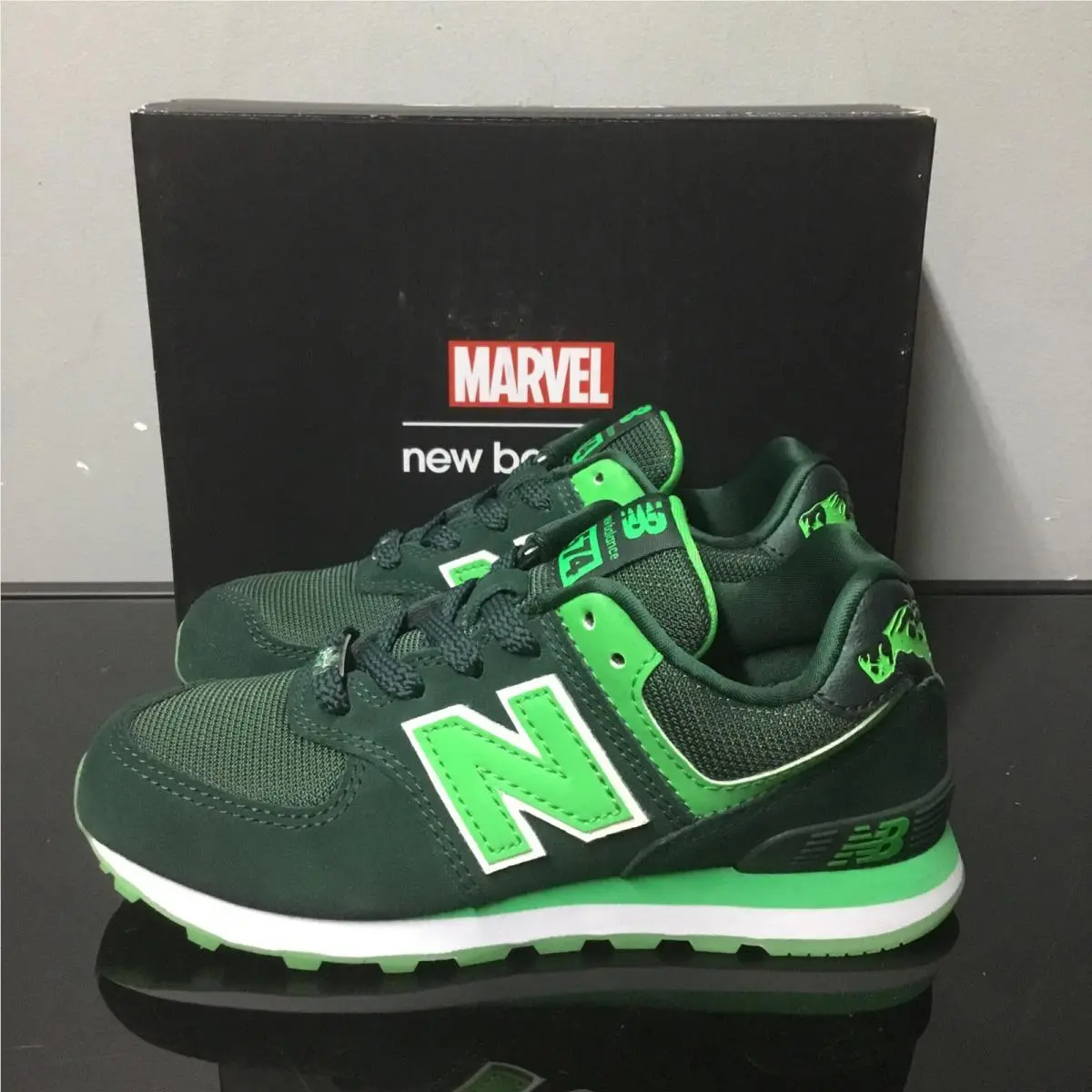 New Balance shoes - New Balance 574 - Green (UPC: 798248854799) 0