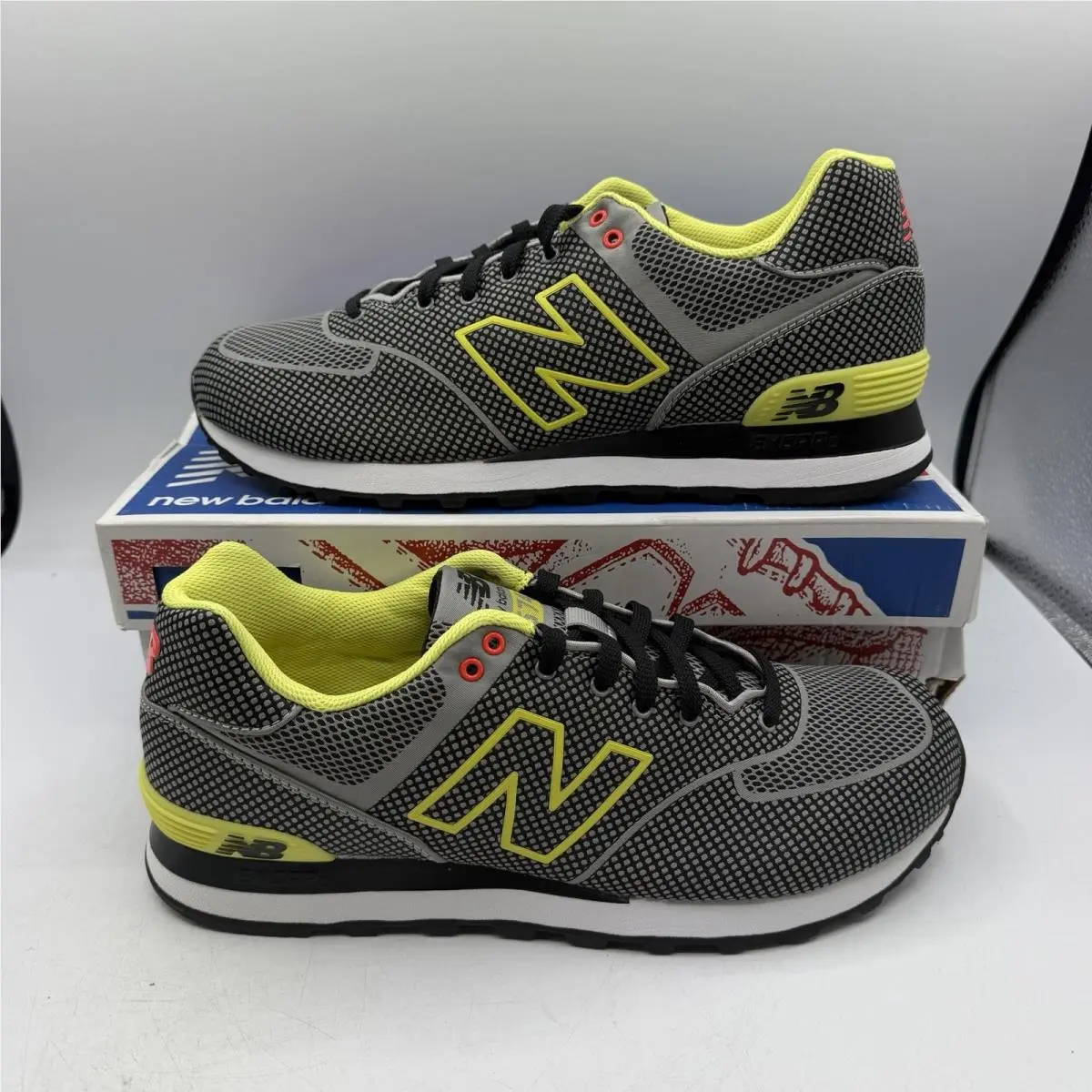 New Balance 574 Running Shoes Mens Sz 9.5 D Black/grey/yellow Sneakers ML574GY