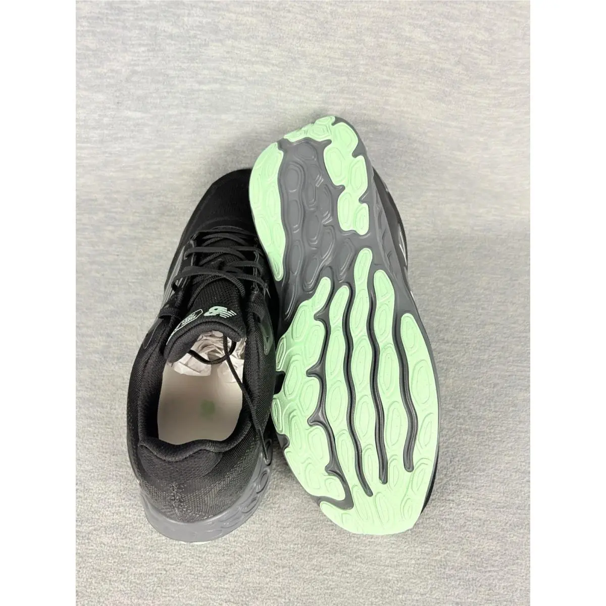 New Balance shoes - New Balance Fresh Foam 680 v8 Waterproof - Black 7
