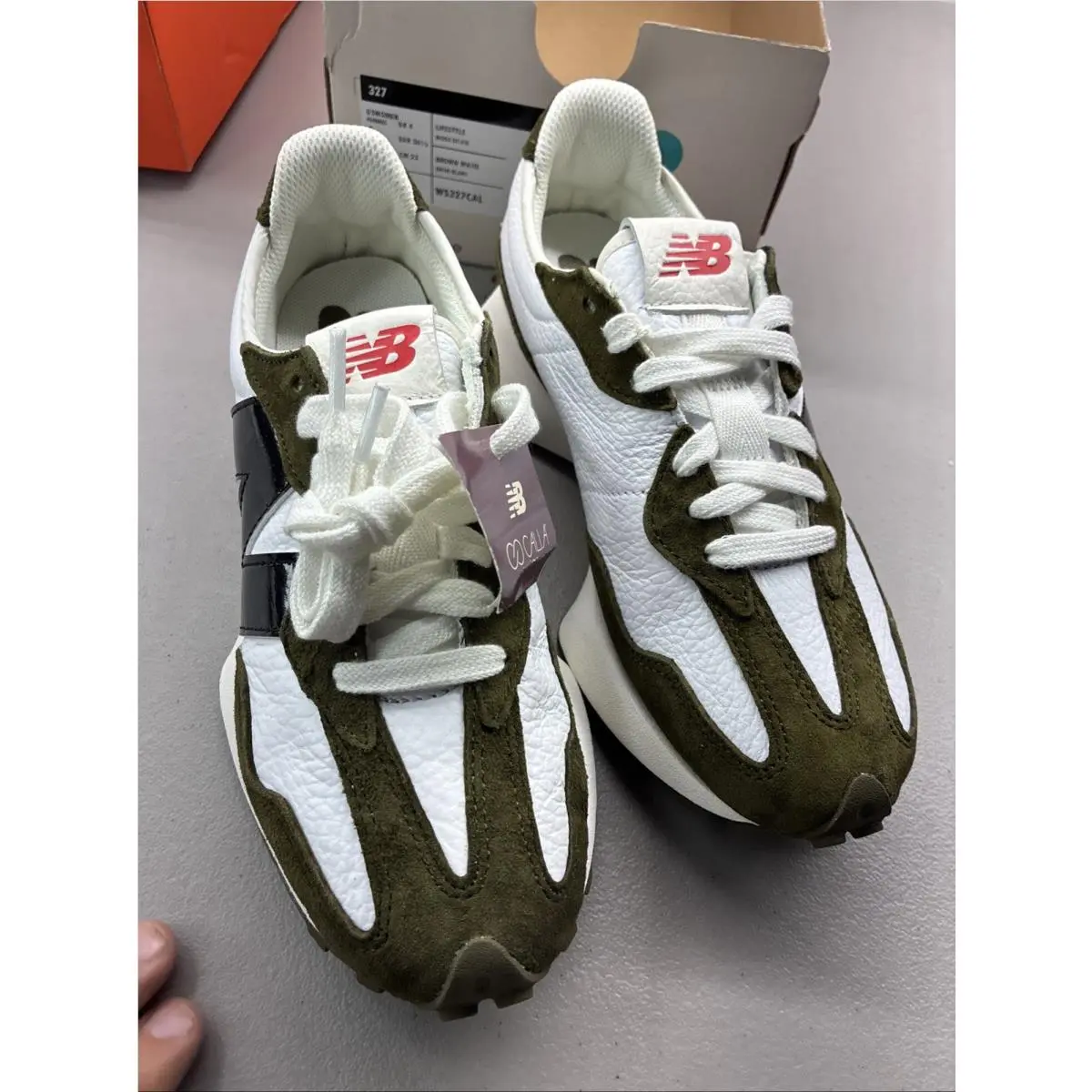 New Balance shoes - New Balance 327 - MS327FCO - White, Beige 1