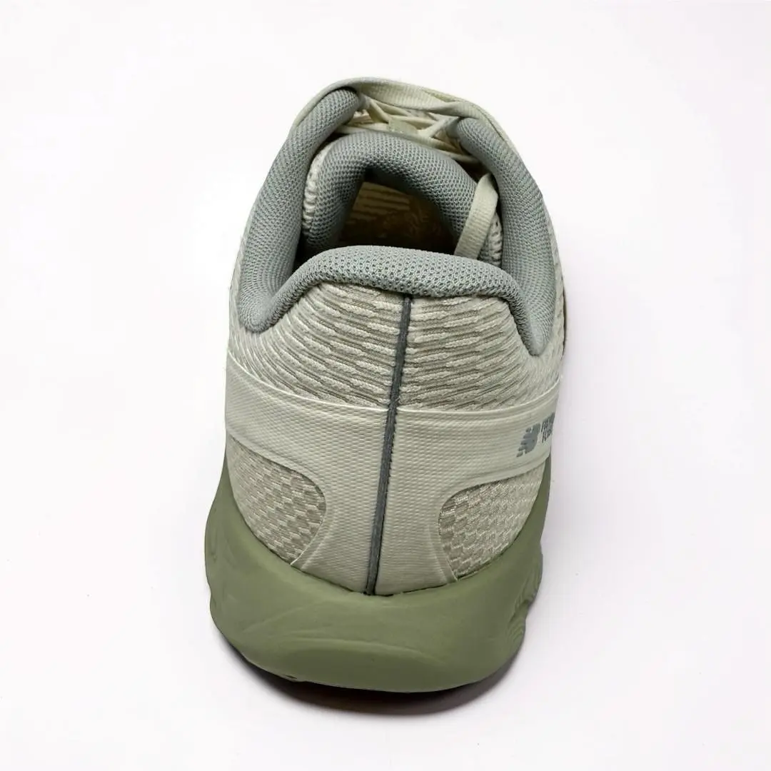 New Balance shoes - New Balance Fresh Foam X More v4 - Ivory 3