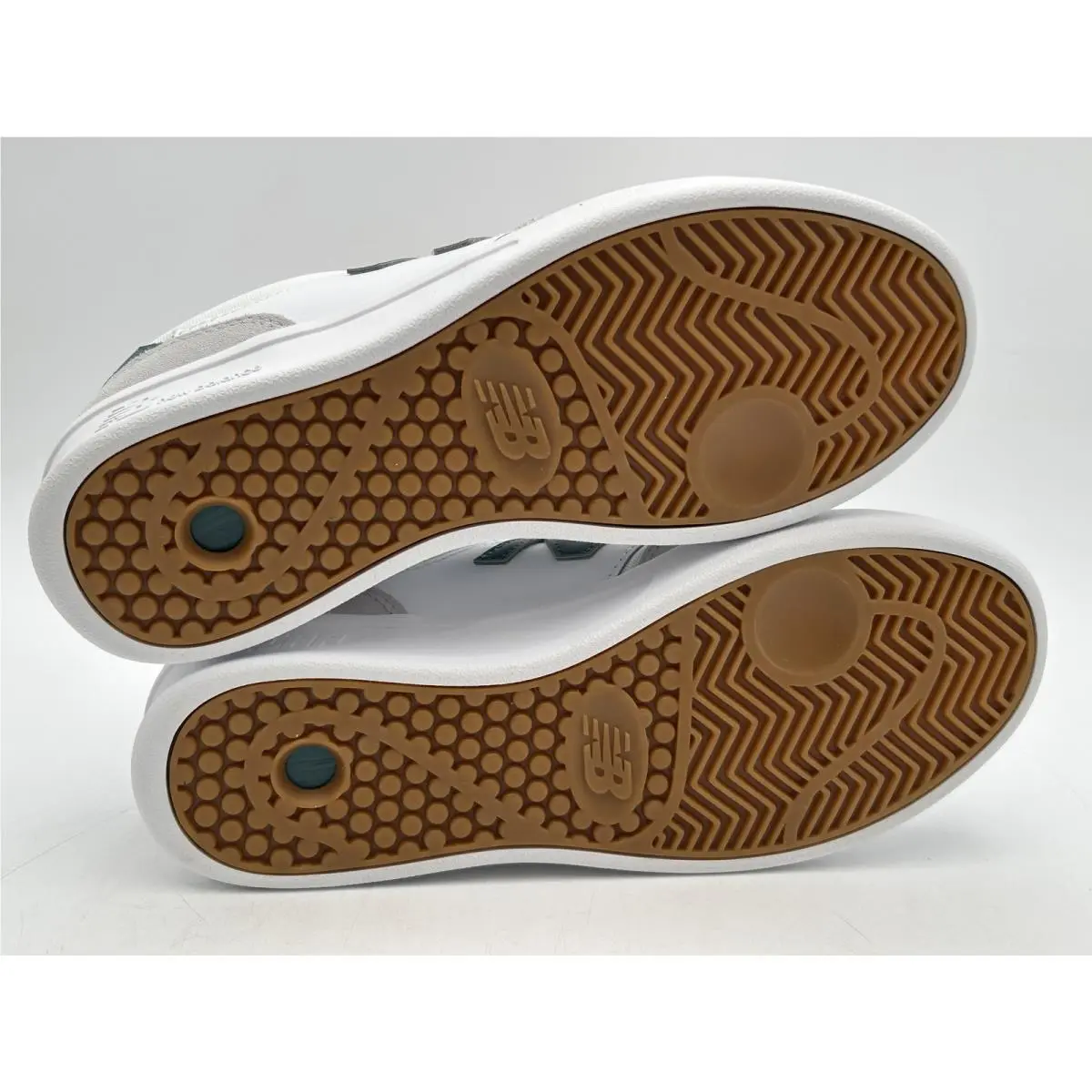 New Balance shoes - White/Brighton Grey/New Spruce 2