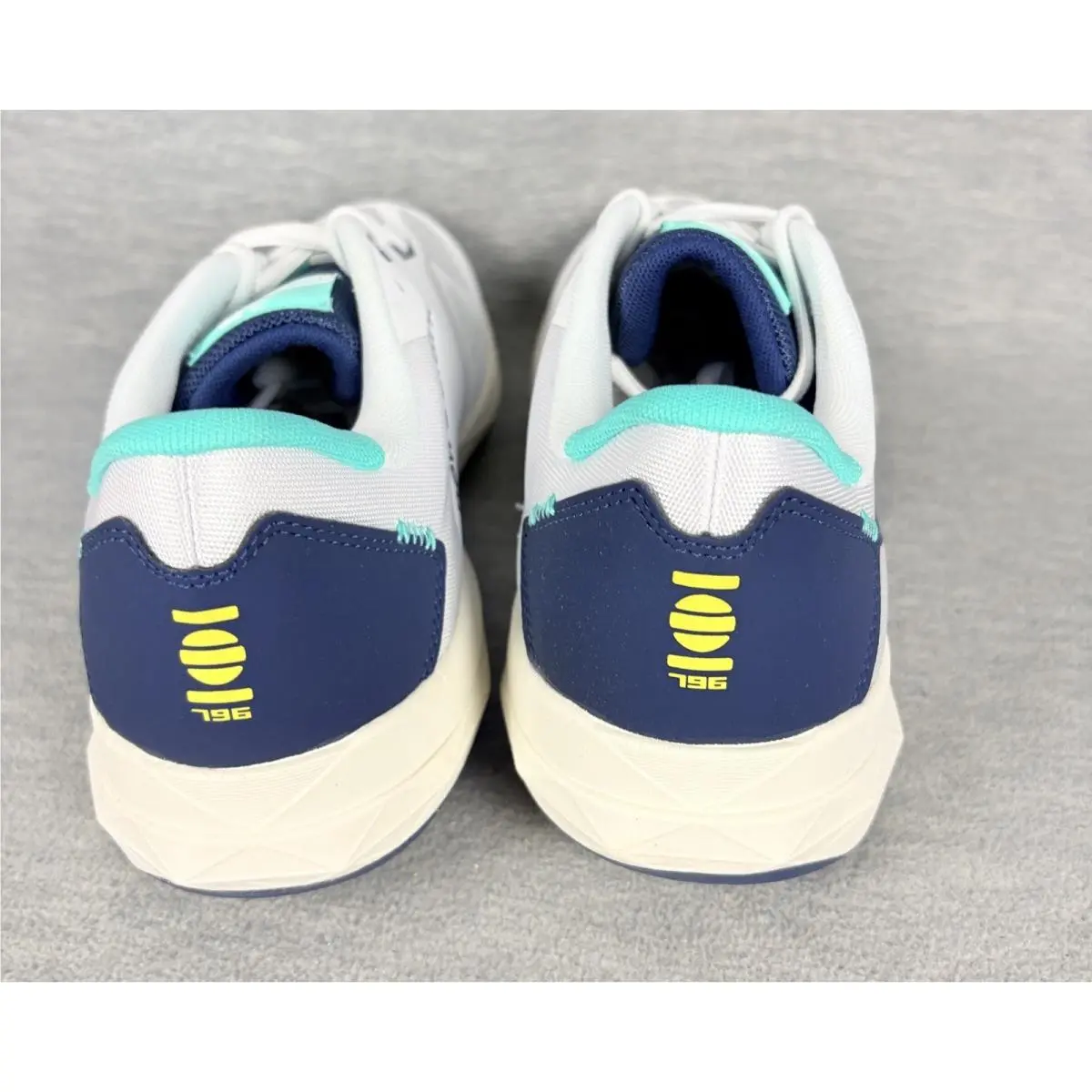New Balance shoes - New Balance FuelCell 796v4 - FuelCell - White 3