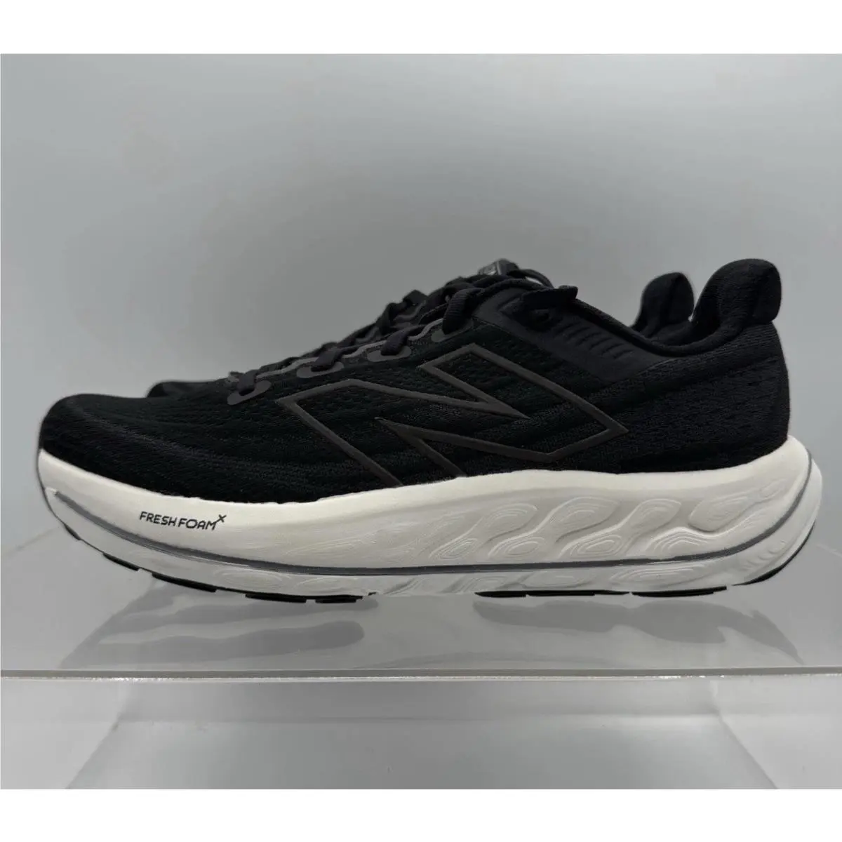 Man`s Sneakers Athletic Shoes New Balance Fresh Foam X Vongo v6