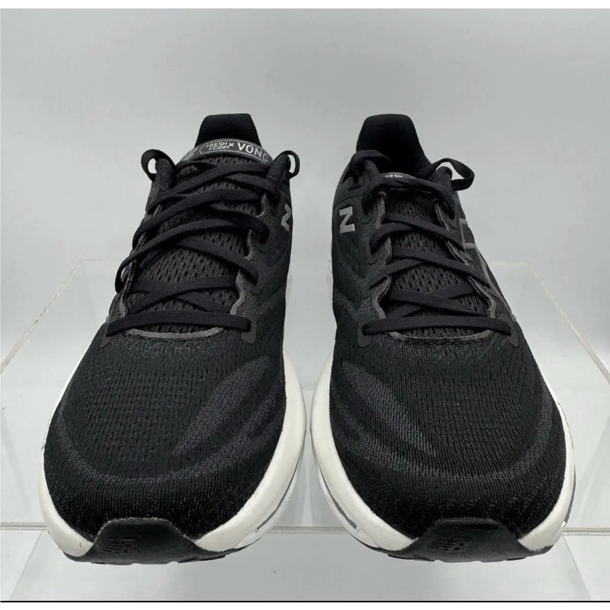 New Balance shoes - New Balance Fresh Foam Vongo - Black/White 0