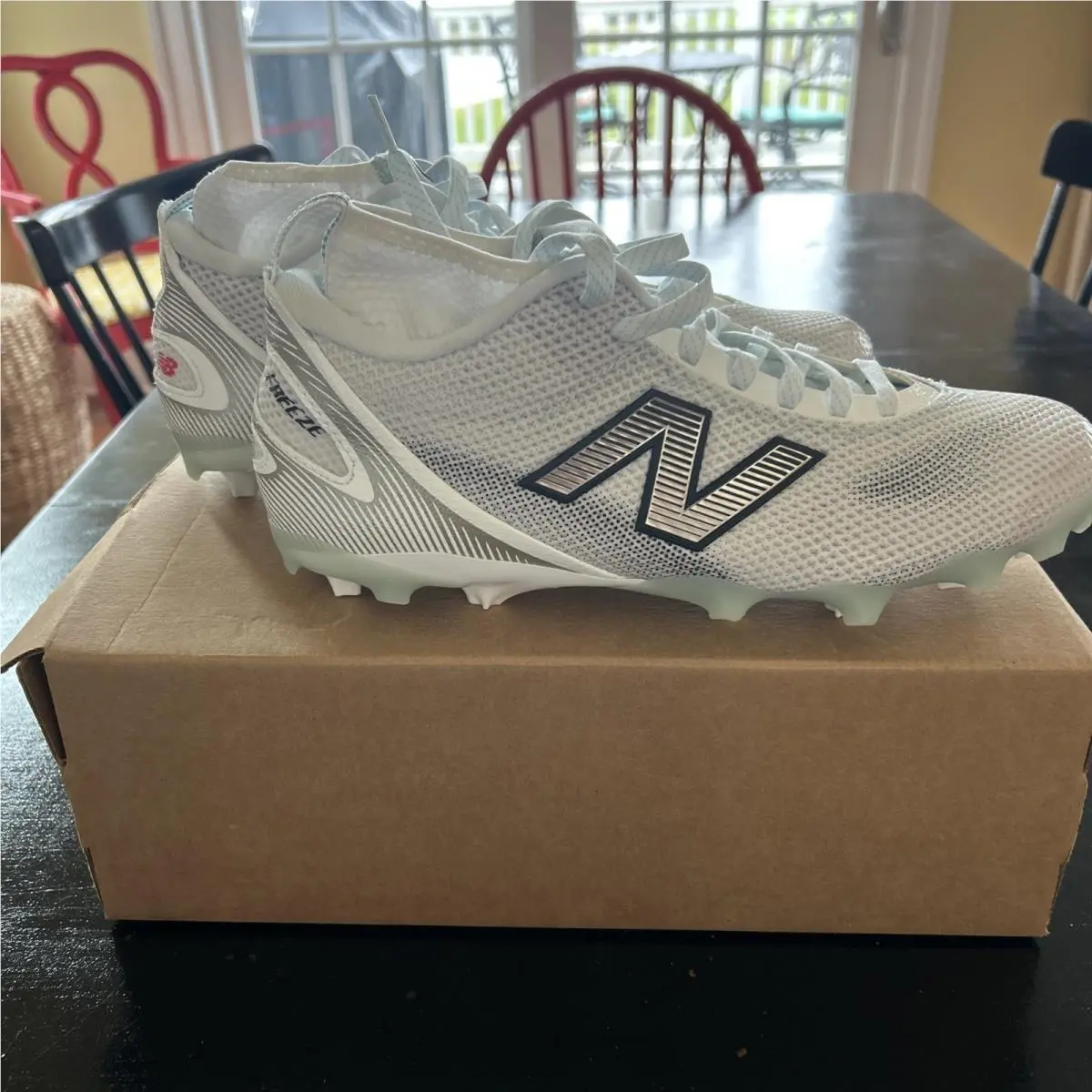 New Balance Freezelx 5 Mid Cleats Lacrosse FreezWT5- White Lax Never Worn 11.5