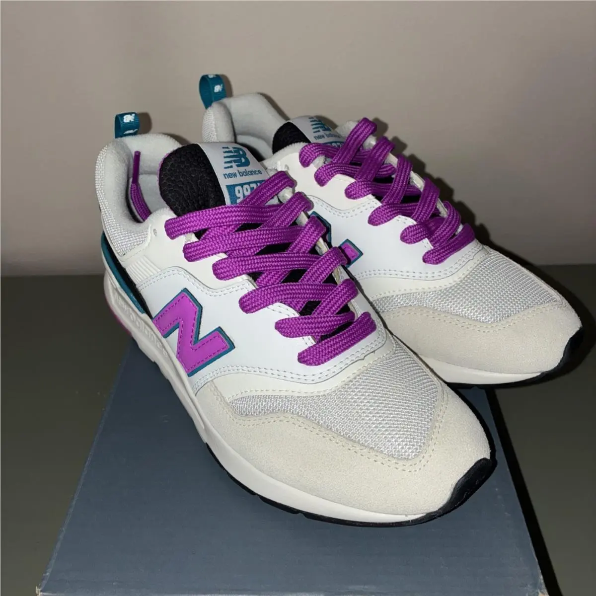 New Balance Women’s Sample Shoes CW997HNA Size 7B New Other