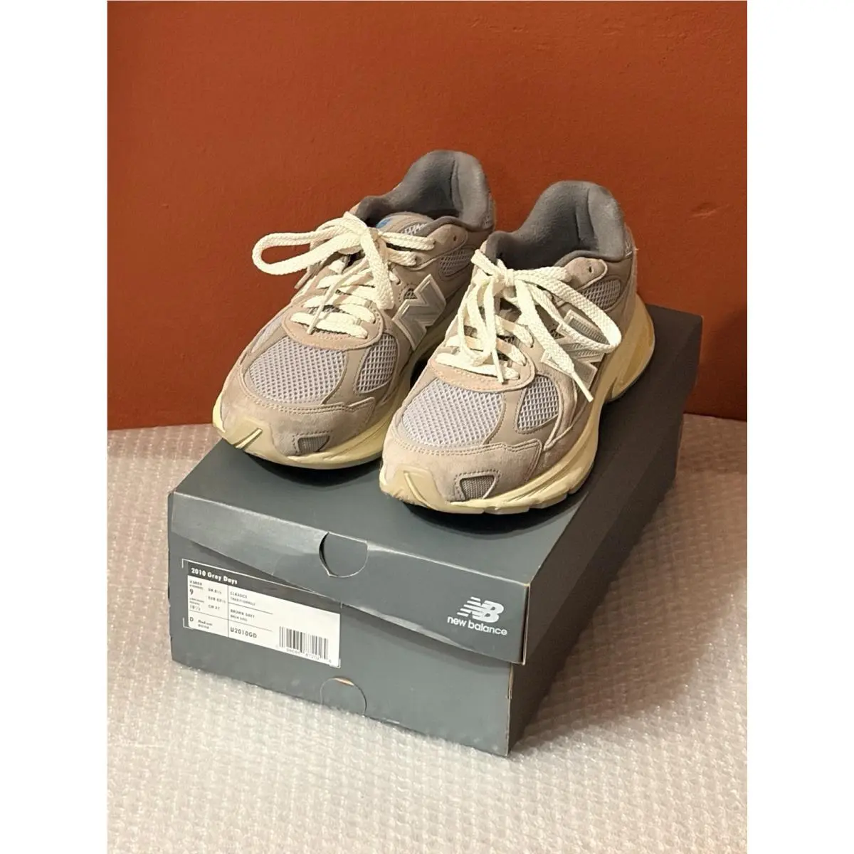 New Balance 2010 Grey Days Brown Grey U2010GD Men`s Size 9 / Women`s 10.5 New